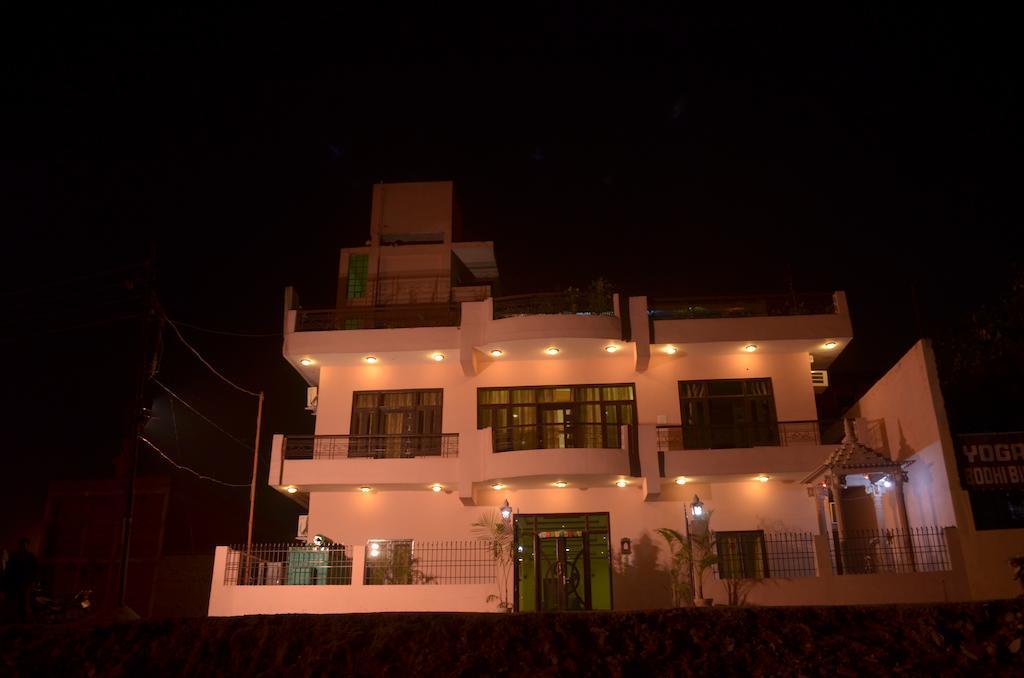 Ganga Monastery Acomodação com café da manhã Varanasi Exterior foto